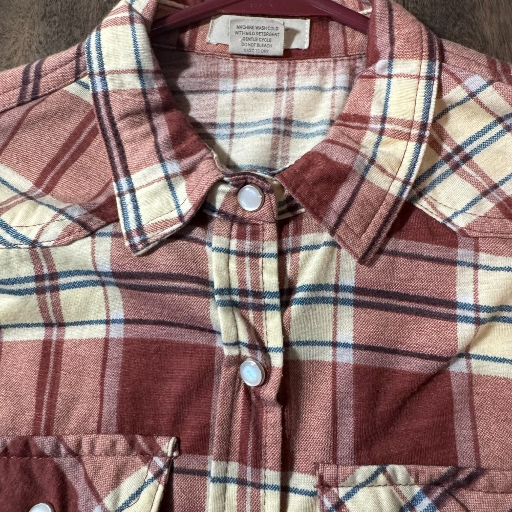 Womens Passport Maroon Plaid Pearl Snap Shirt Size S Western Adjustable Sleeves‎ - Picture 10 of 14
